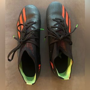 Men’s size 9 Adidas soccer cleats